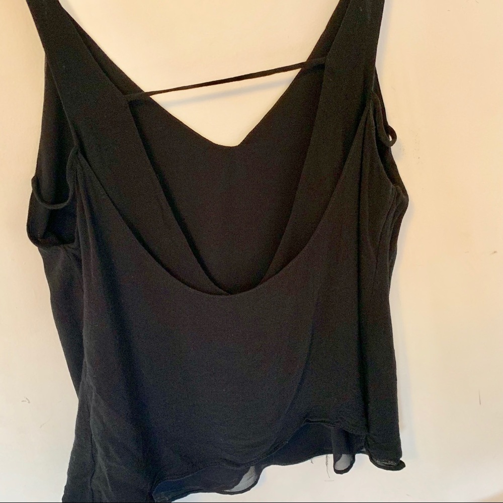 🖤Zara unique, strappy, low-back flowy tank